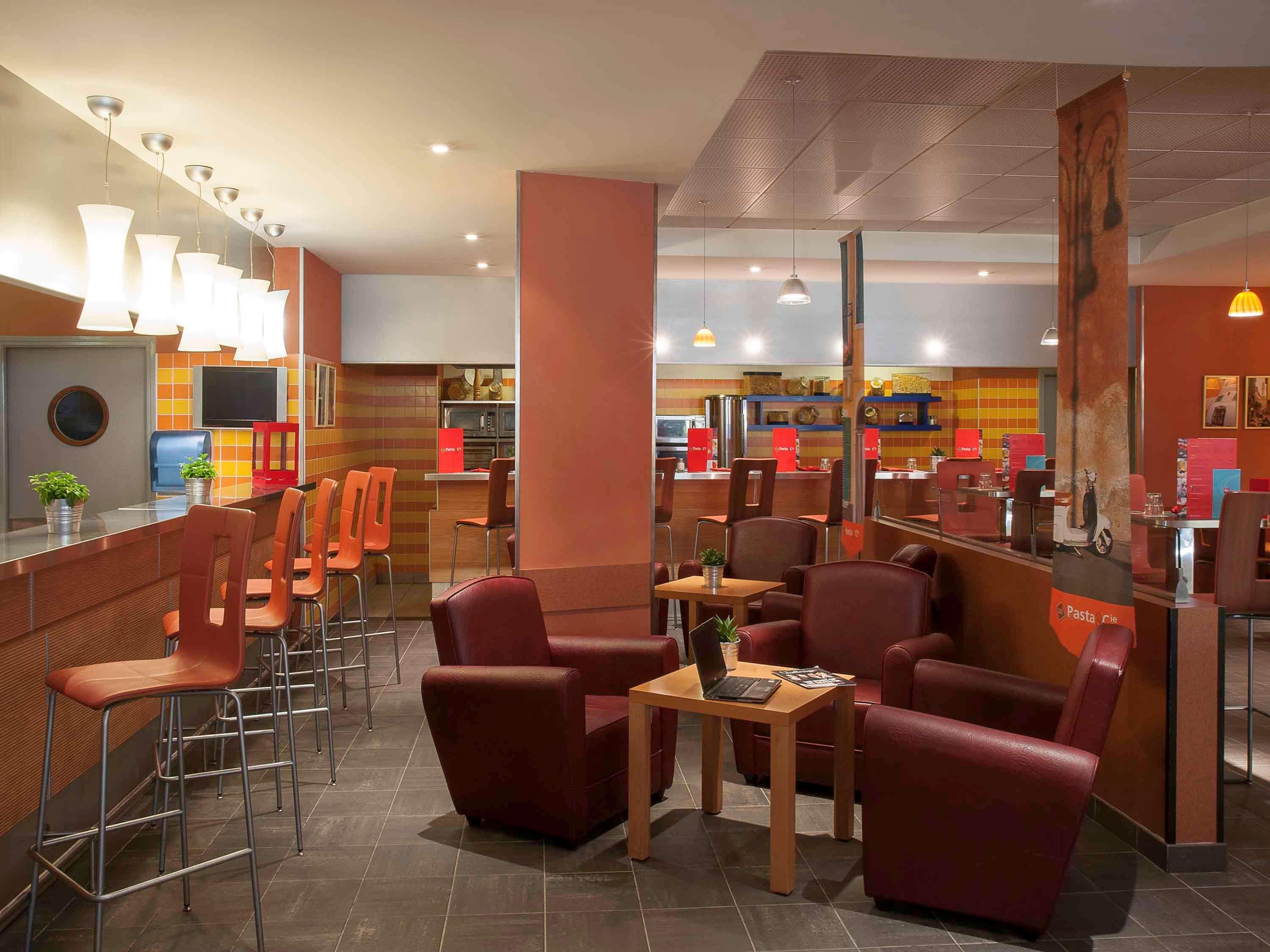 Отель Ibis Tours Centre Gare Экстерьер фото