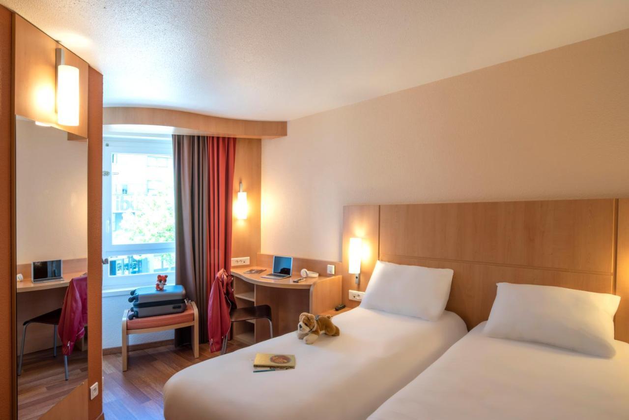 Отель Ibis Tours Centre Gare Экстерьер фото